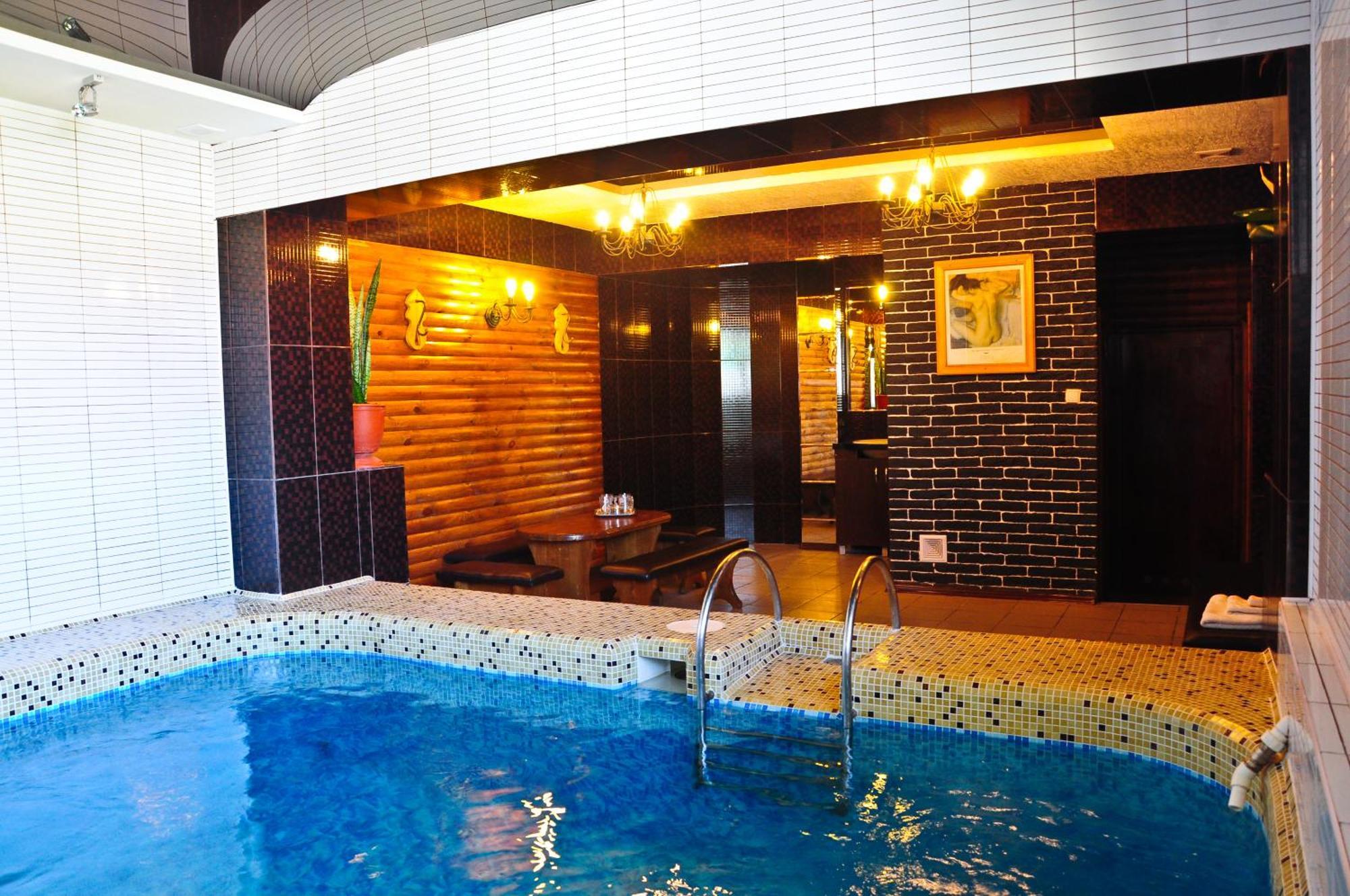Central Hotel Soroca Bagian luar foto